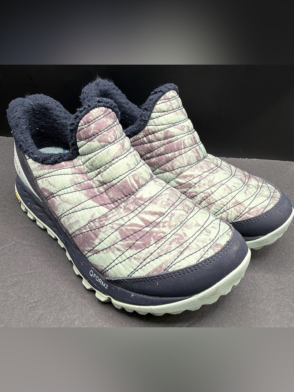 Merrell- Quilted Slip-On Comfort Shoe in Blue, Size:6.5